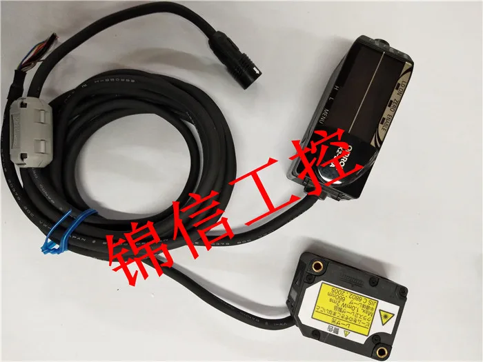 Original genuine ZX2-LDA11/ZX2-LD50 las-er displacement sensor