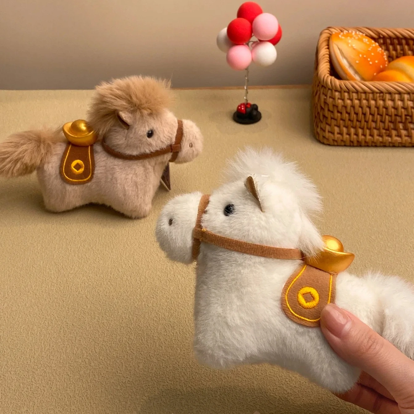 1-20 قطعة سنة الحصان 2026 المهر أفخم المفاتيح الساخن بيع لطيف التميمة قلادة لحقيبة الظهر سطح المكتب زودياك هدية #1