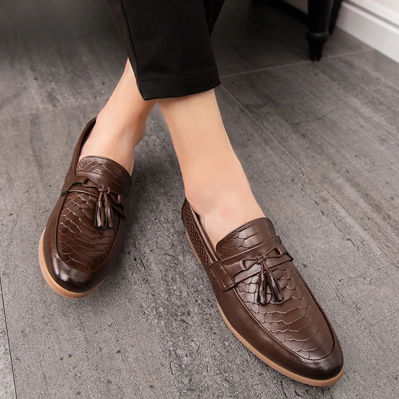 

Size 38-47 Business Men Fringed Shoes British Casual Comfortable Fitted Fashionable Brand Shoes Gentleman Social Shoes Men