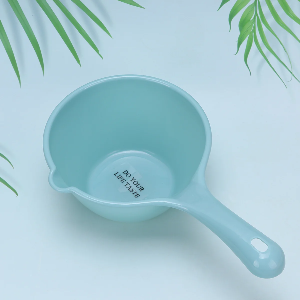 

5Pcs Thick Plastic Water Ladle Long Handle Bathing Water Scoop Bailer Dipper Baby Shower Caps Spoons Kitchen Home Random Color