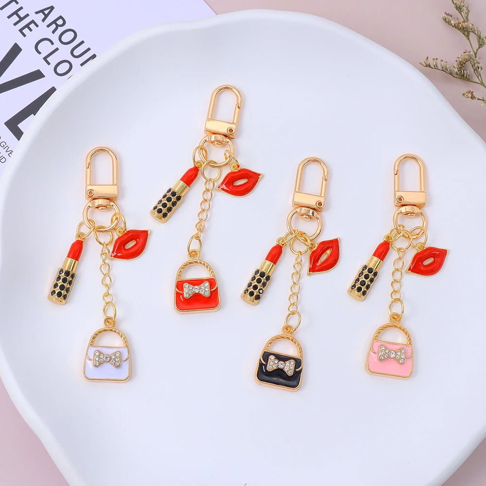 Vintage Mini Ruj Dudaklar Şekli Takılar Anahtarlık 3D Çanta Kolye Anahtarlık Kadın Kız Sırt Çantası Araba Biblo DIY Aksesuarları