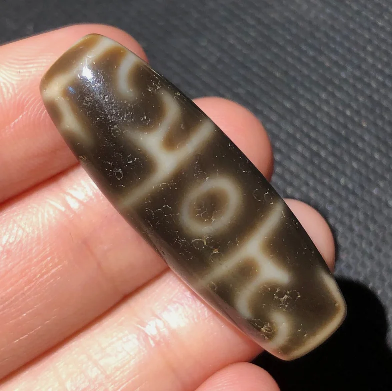 Magic Power Tibetan Old Agate 3Eye lianshifaqi Totem dZi Bead 13*38mmP18