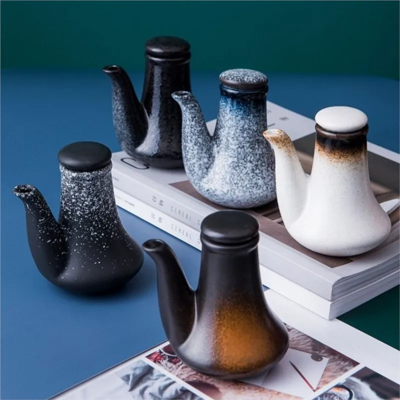 Ceramic Oil Pot Japanese Oil Bottle Household Soy Sauce Pot Vinegar Bottle Seasoning Kitchen Supplies Sesame Oil Bottle ZI215