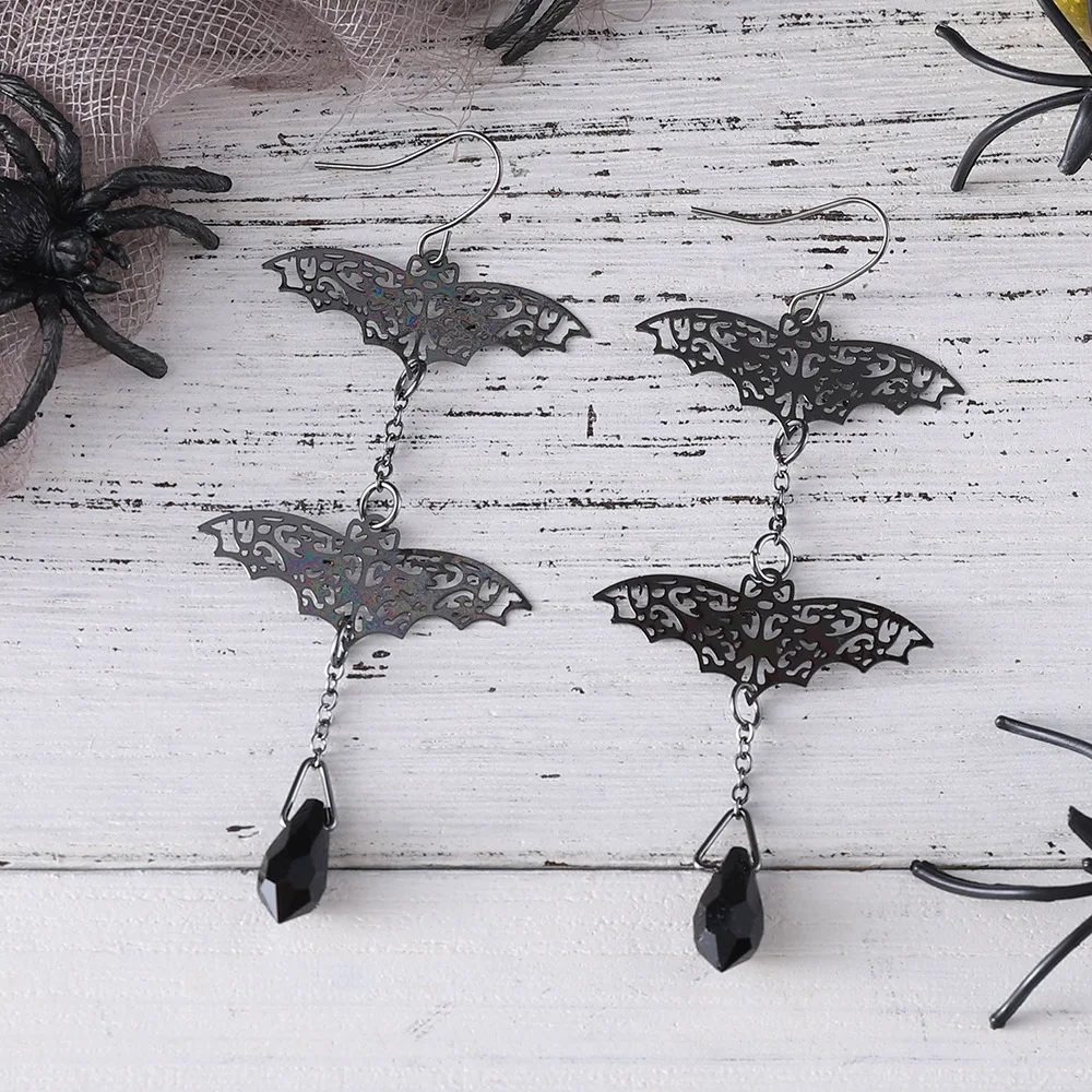 Gothic Exaggerated Double Bat Earrings for Women Best Seller Creative Bat Metal Dangle Earring Girls Party Halloween Jewelry