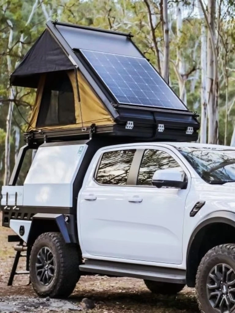 Lightweight Electric Solar Powered Car Roof Top Tent Hard Shell Aluminum Skylight Ladder for 3 5 Person Rooftop Tents Integrated