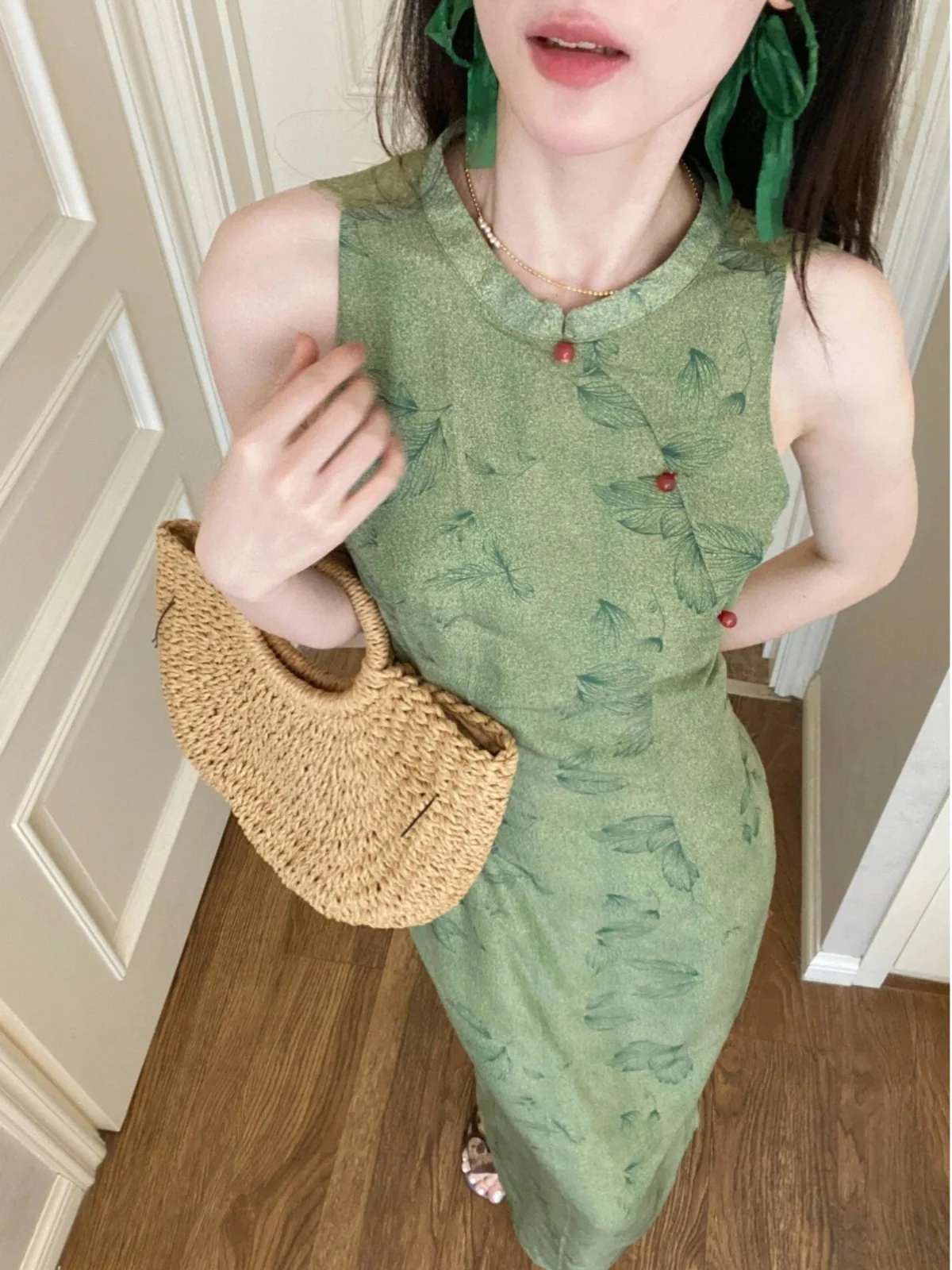 

Элегантное китайское платье-ципао, приталенное, длинное вечернее платье с высоким разрезом, для повседневной носки, из полиэфирного волокна, без рукавов, однотонное.