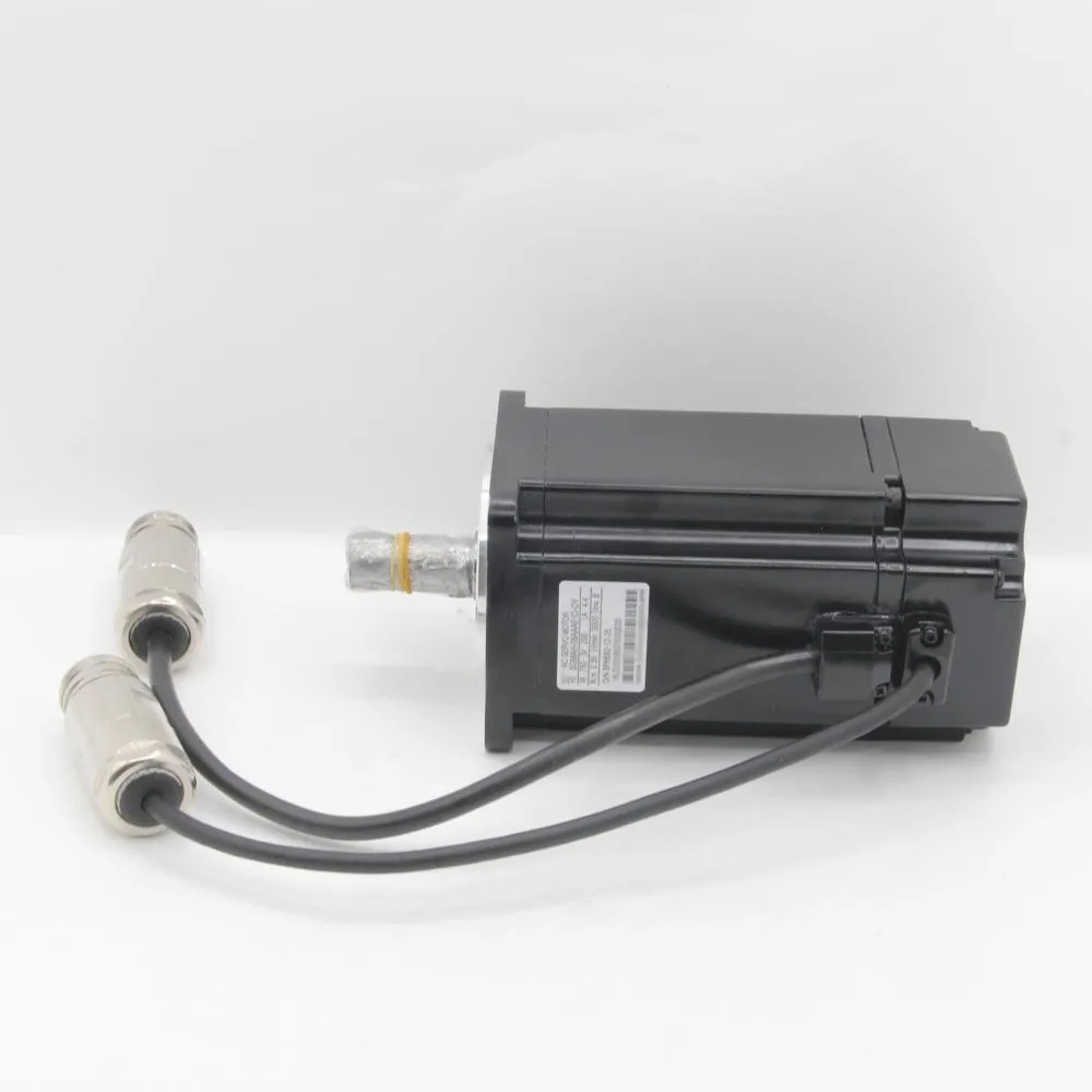 Original New Sigma-II SGMAH-08AAA61D-0Y Servo Motor SGMAH-08A Servo Motor Power 750W Class Servo System Manufacturing Equipment