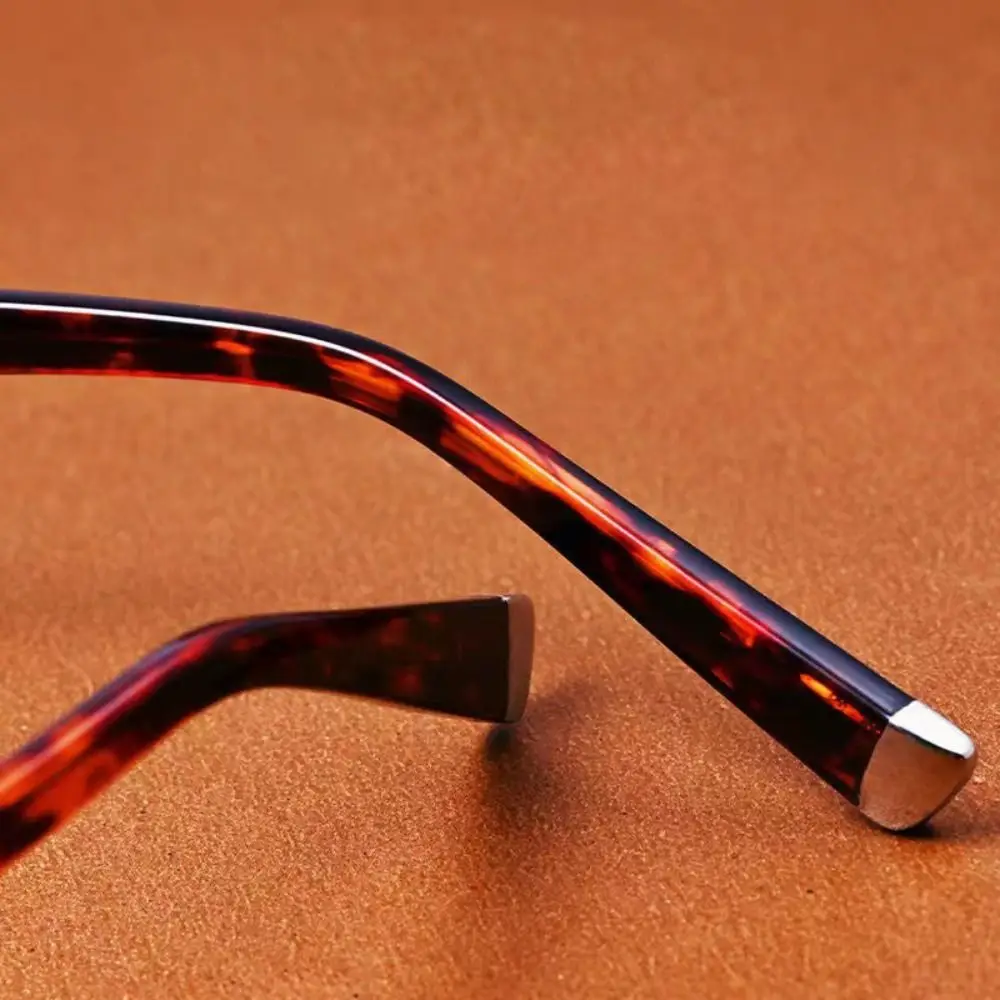 نظارات شمسية للرجال بدون إطار، نظارات شمسية بدون إطار من حجر الكريستال الأخضر بطبعة الفهد لركوب الدراجات، ظلال سوداء معدنية للاستخدام الخارجي