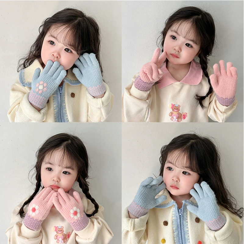 2023 New Girls Winter Knitting Flower Bow Printing Plush Soft Five Finger Gloves Children Outdoor Warm Gloves Kids Colors Gloves