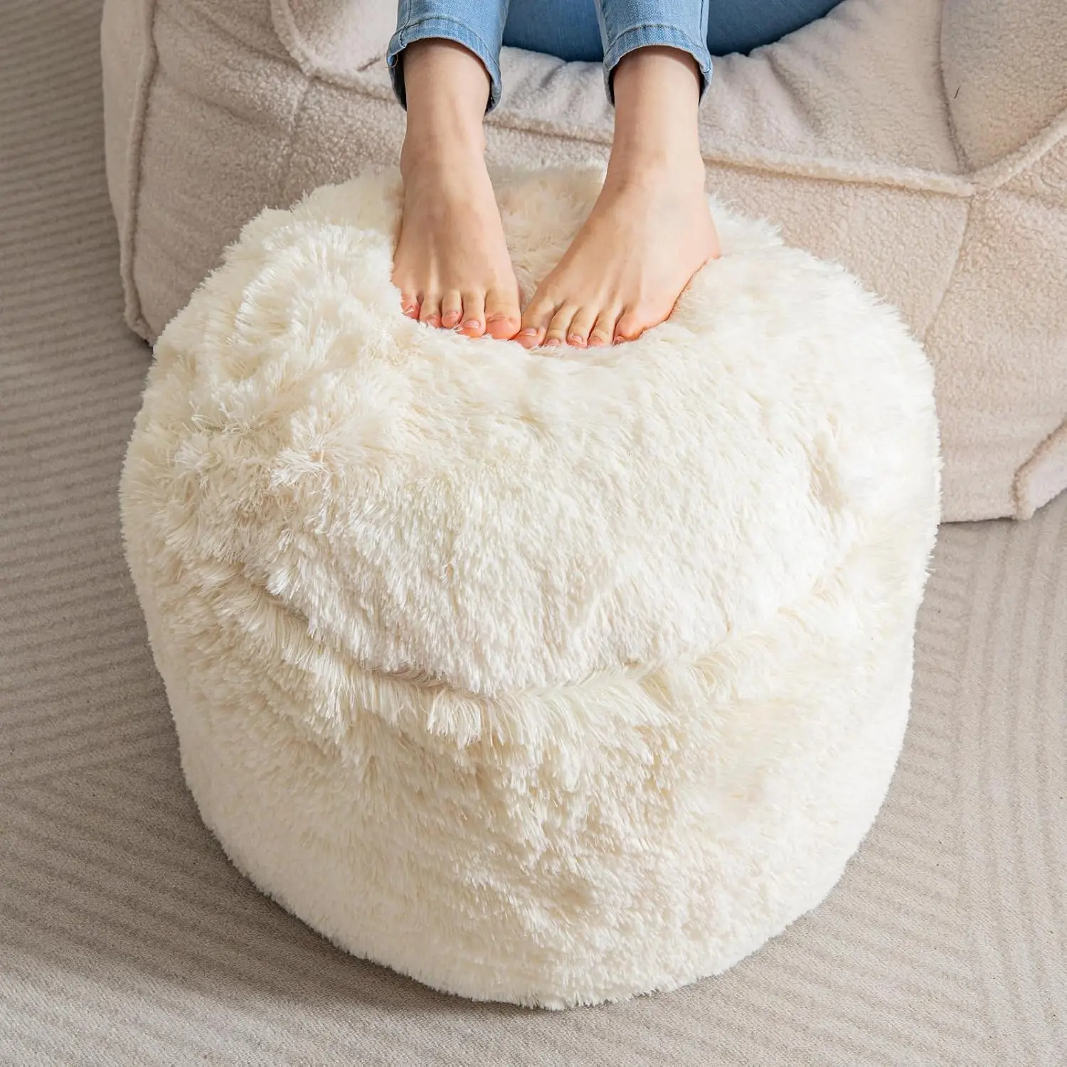 

Round Stuffed Pouf Ottoman, Long Faux Fur Poufs with Foam Chunk Filling, Fluffy Furry Foot Stool, 20x20x15 Floor Pouf for Living