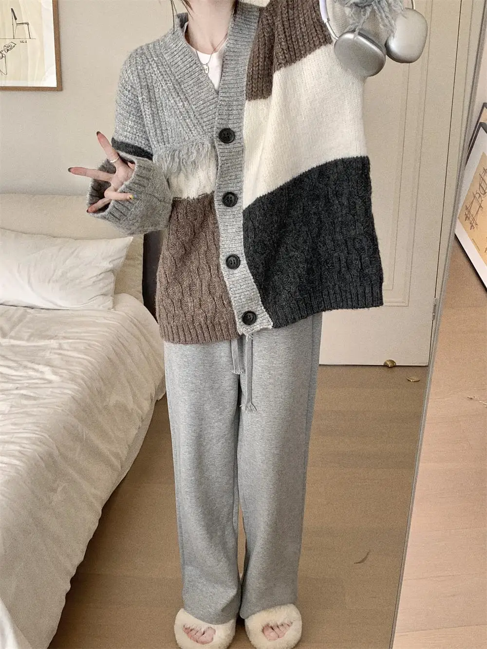 Large Size 2024 New Women's Colour Block Sweater Cardigan Warm  Loose Casual Sweater  Winter