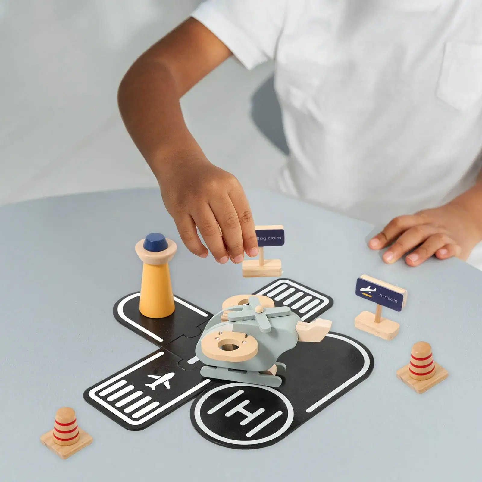 Hölzernes Flugzeugspielzeug, lustiges Handwerk mit Schienenornament, Rollenspiel, frühes Lernspielzeug für Reisen, Jungen und Mädchen, Geschenk zum Kindertag