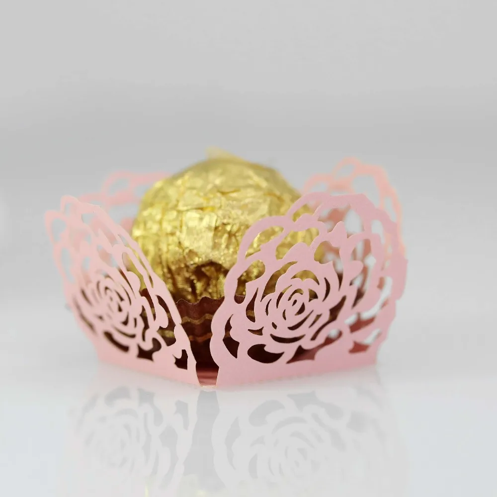 50pcs Hollow-Out Chocolate Tray Paper Rose Lace Chocolate Packing Truffle Wrappers Dessert Decor Wrapping Paper Wedding