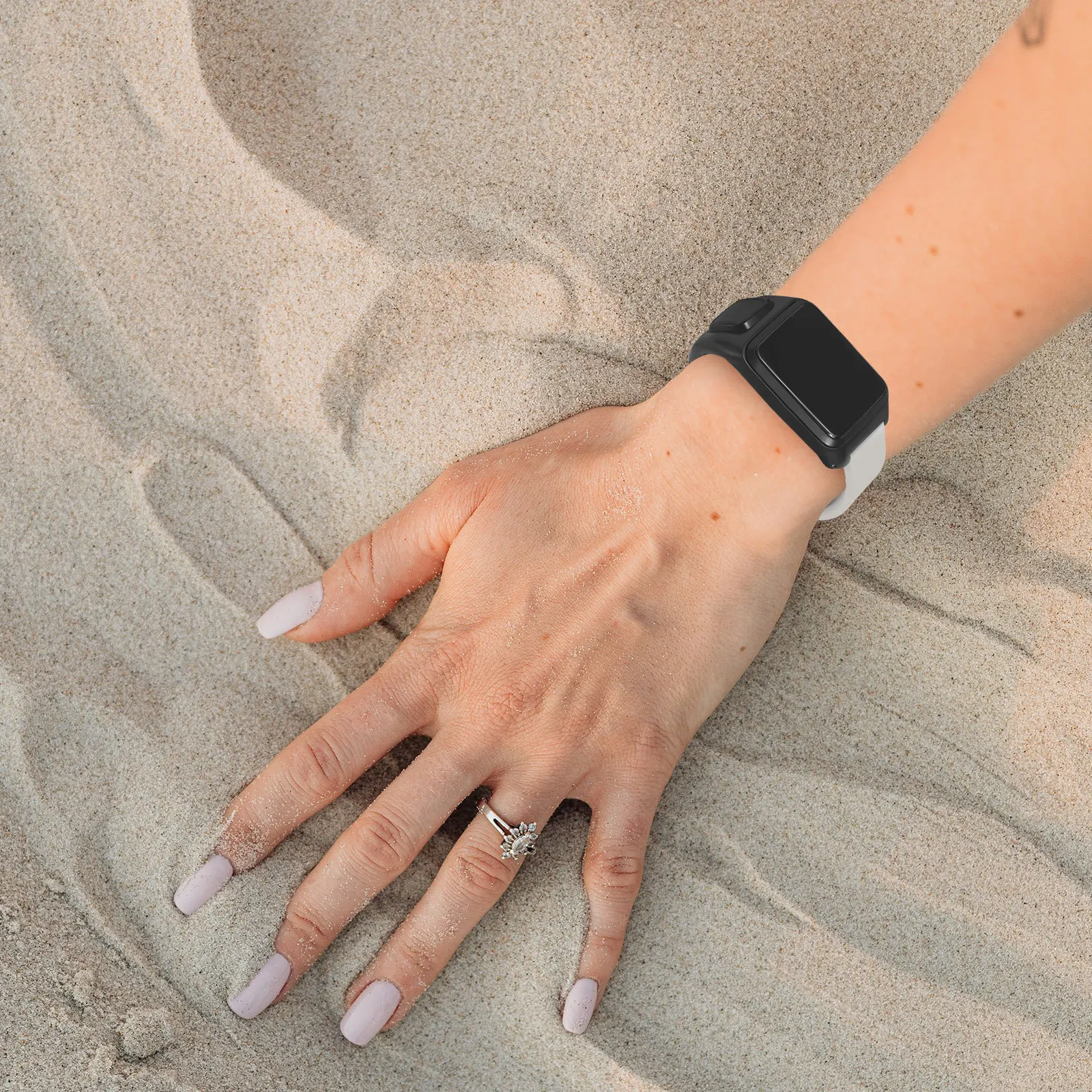 

Single Color Silicone Watch Strap Adjustable Comfort Fit Full Screen Access Easy Install Multi-Color Smartwatch Band Replacement