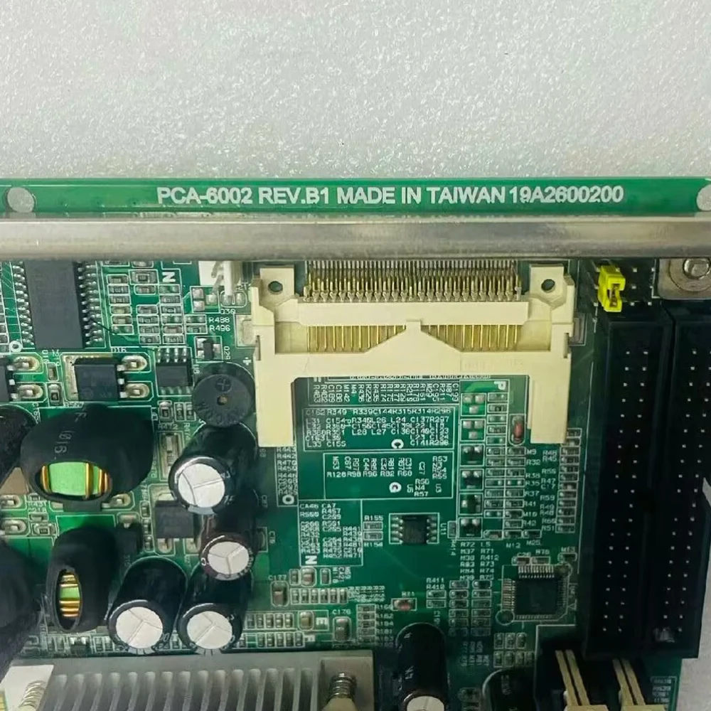 

Материнская плата компьютера промышленного управления PCA-6002 REV.B1 PCA-6002VE