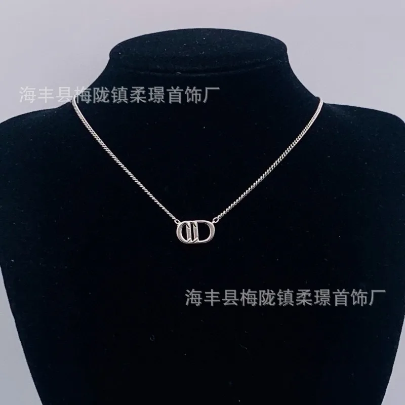 

Ожерелье Dijia, женское новое ожерелье с алфавитом High Sense, ожерелье Dijia, модная универсальная темпераментная цепочка на ключицы, оптовая продажа