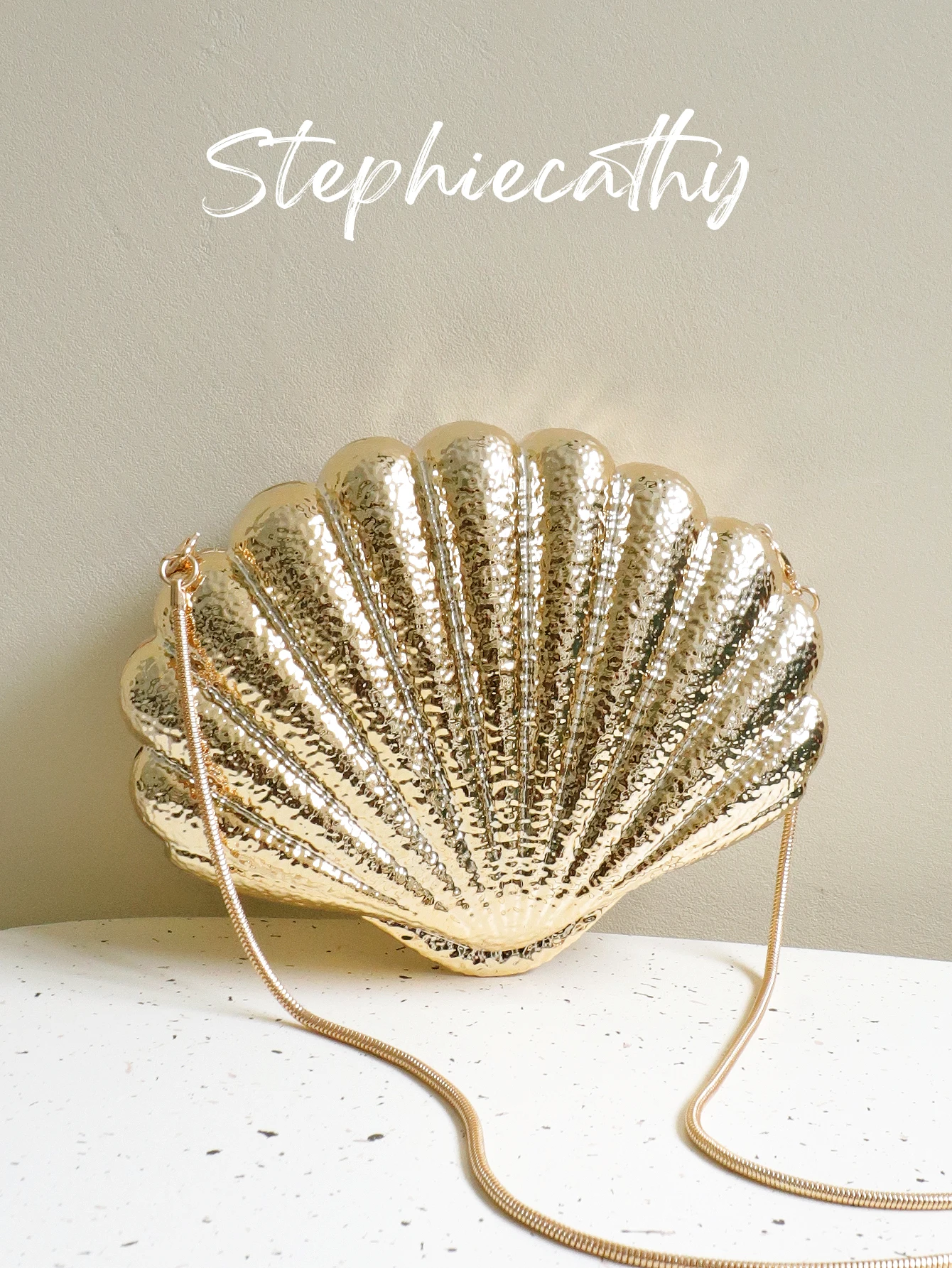 

SC Women's Glamorous Shiny ABS Material Shell Shaped Evening Bag Long Metal Chain Small Hard-cased Clutch Chic Purse for Party