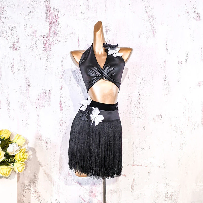 costumes-de-danse-latine-pour-adultes-2026-pour-femmes-haut-sexy-a-col-suspendu-jupe-a-franges-costume-de-danse-chacha-samba-robe-latine-dn22692