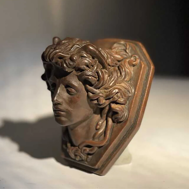 Medusa Head Museum Replica Ancient Roman Sculpture Home Desktop Decoration Art Ornaments Art Teaching Aids