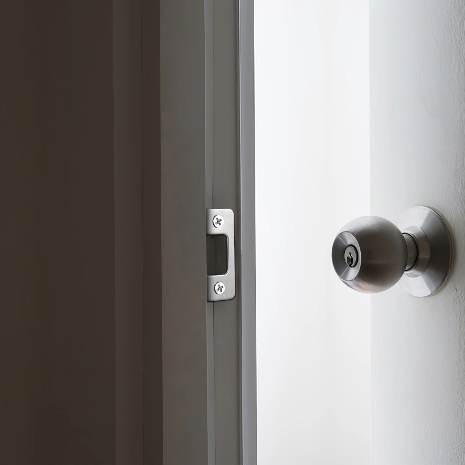 

Durable Iron Strike Security Latch Guard Plate Cover Universal Fit For Doors Metal Door Lock Protector Front Door Kick Plate