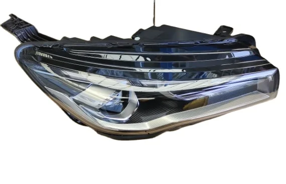 

Ss11 Auto Parts Right Front Combination Lamp 7051044900 /8893275416 for Geely Emgrand