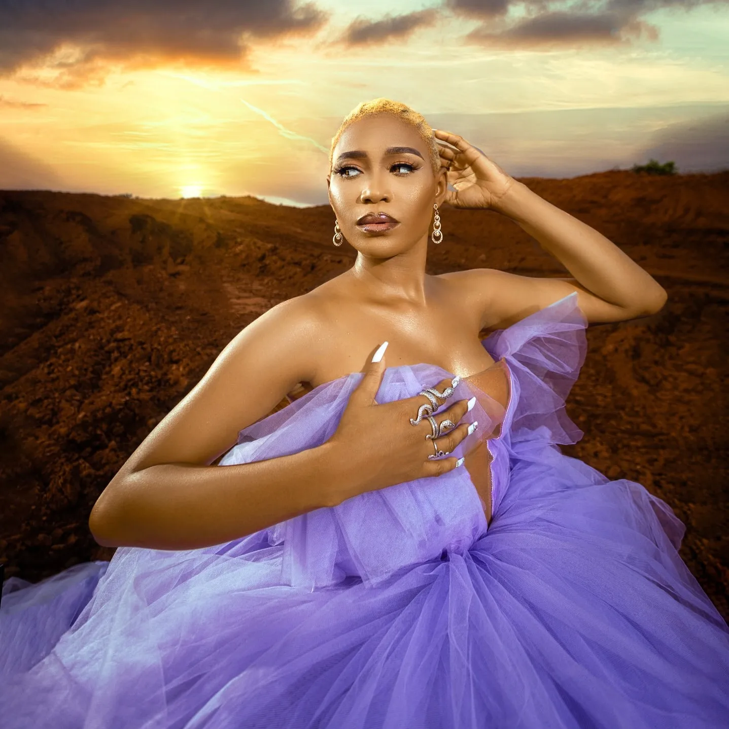 Lavanda babados em camadas tule fofo vestidos de aniversário com trem longo decote aberto bonito vestido de baile vestidos de noiva meninas festa