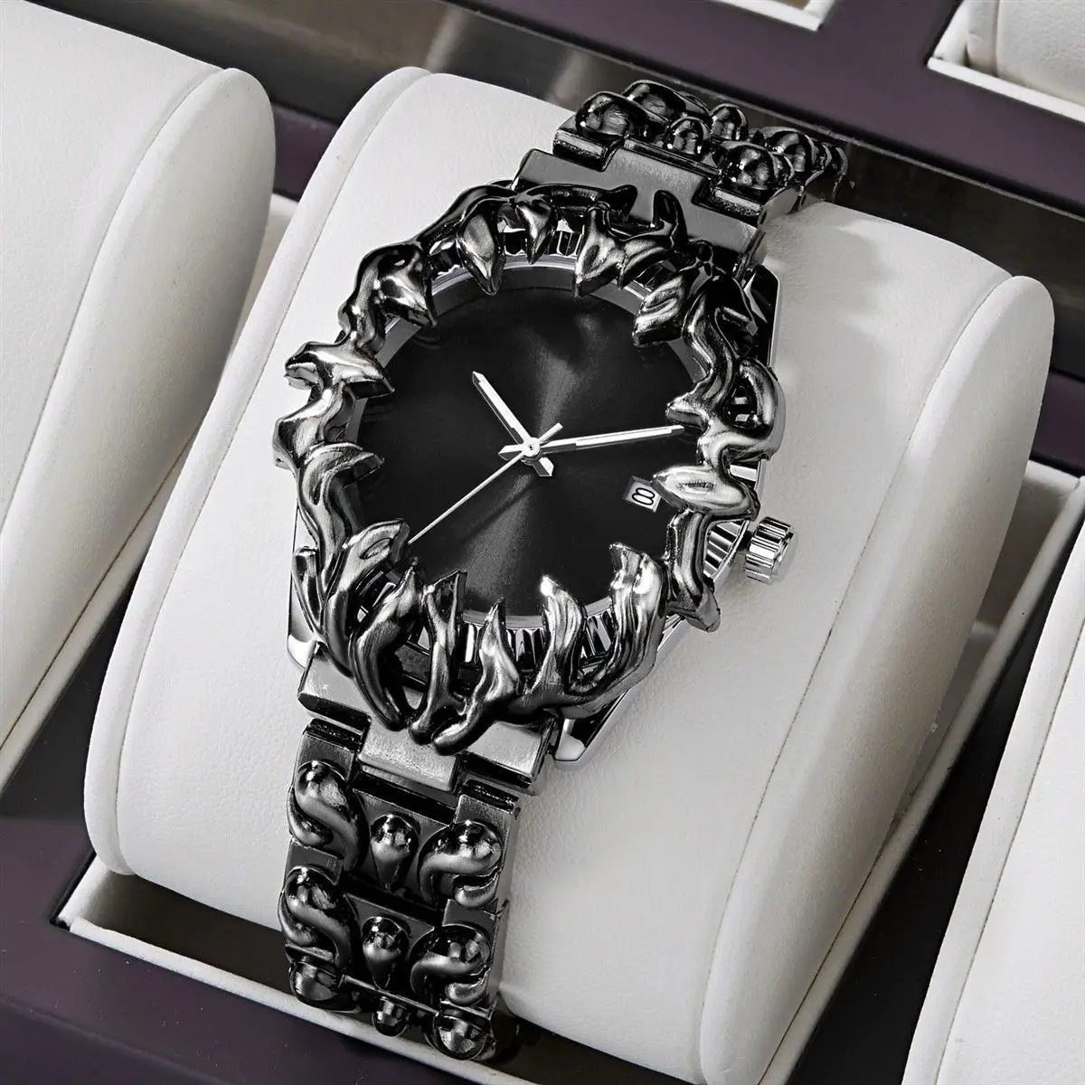 Classic Retro Claw Alabaster Style Y2K Watches for Men European and American Watch Fashion Cool Alien Advanced Ins Niche Design