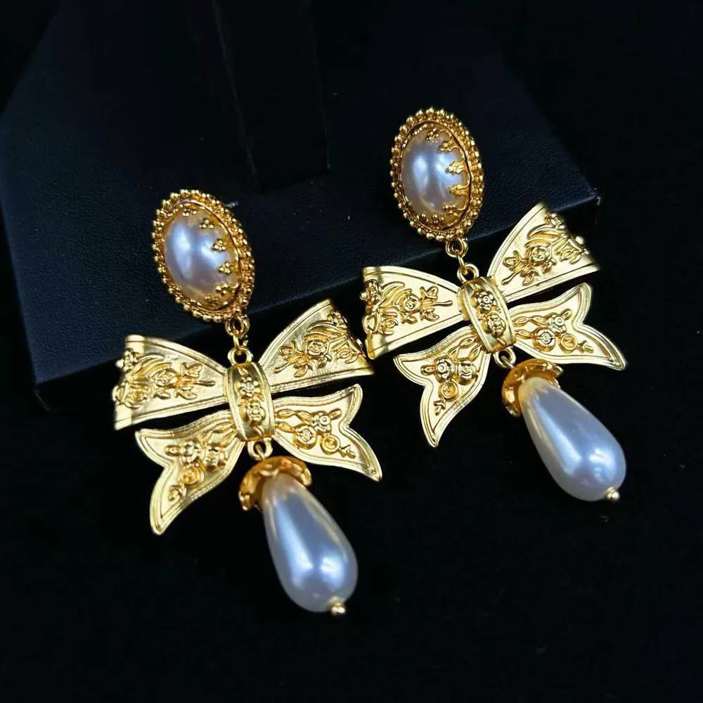 Vintage Bow Flower Stud Earrings Baroque Jewelry Style Imitated Pearl Girls Drop Pendant Earring Costume Accessories