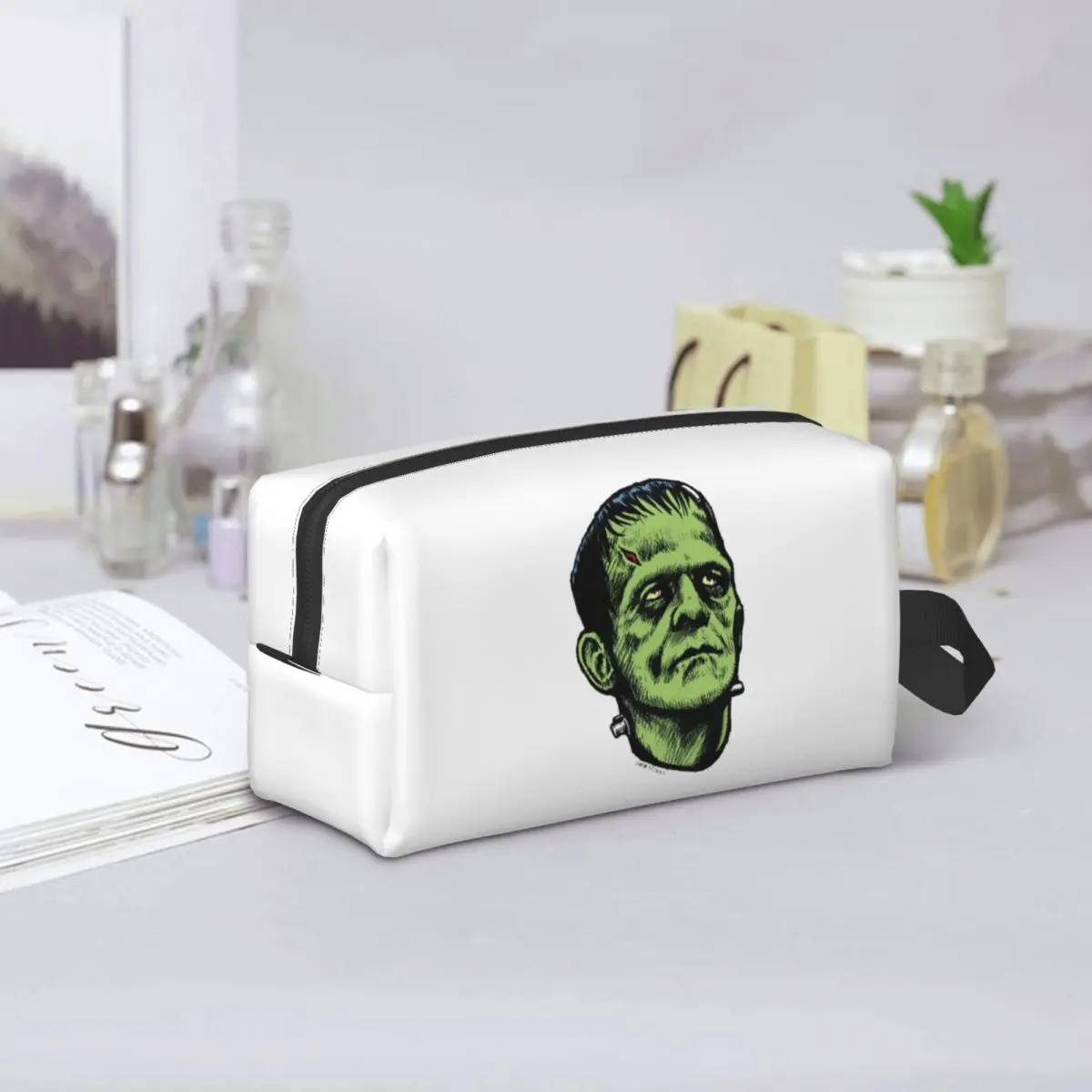 Frankenstein Green Monster Print Makeup Bag Cosmetic Organizer Storage Dopp Kit Toiletry Cosmetic Bag for Women Beauty Travel