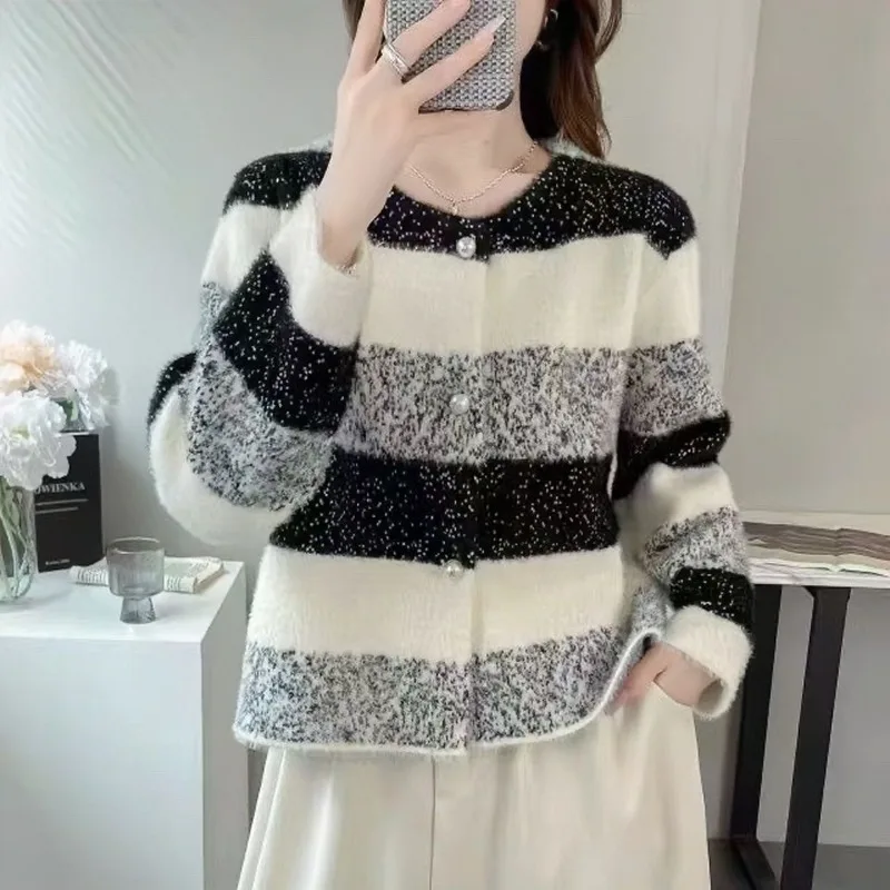 

Autumn Winter Fashion Striped Cardigan O-neck Coat Women Simplicity Office Lady Long Sleeve Tops Trend All-match Casual Jackets