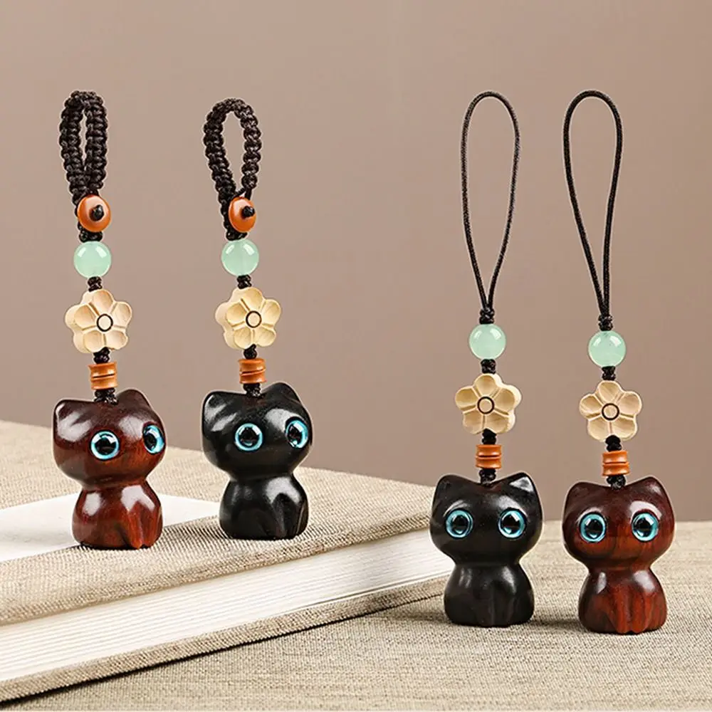 Sandalwood Wooden Lucky Cat Keychain Retro Cute Mobile Phone Chain Wooden Bag Pendant Accessories Car Keys Pendant Charms