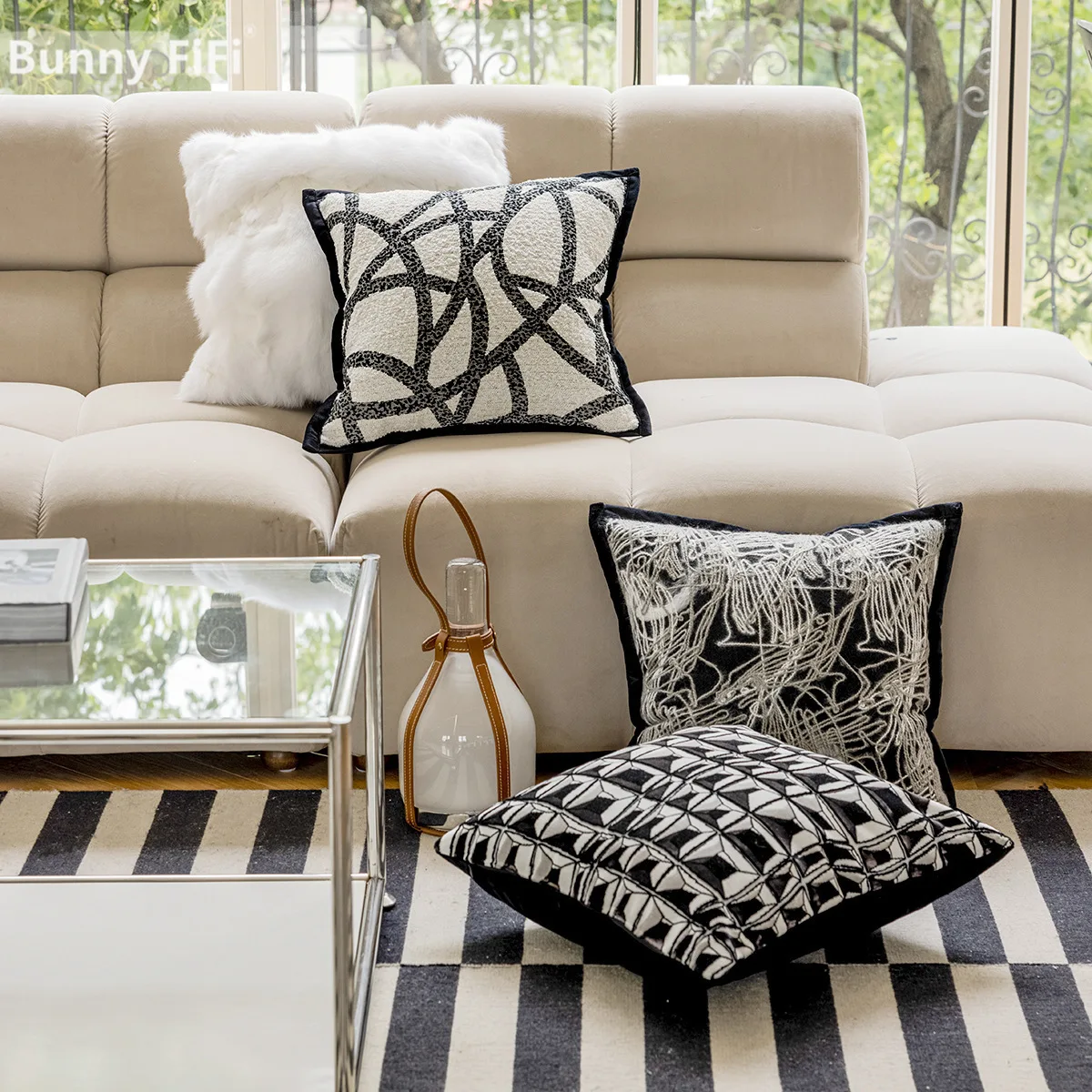 Luxury Black And White Geometric Cushion Cover Jacquard Modern Soft Chenille Throw Pillowcases For Living Room Sofa Bed Decor