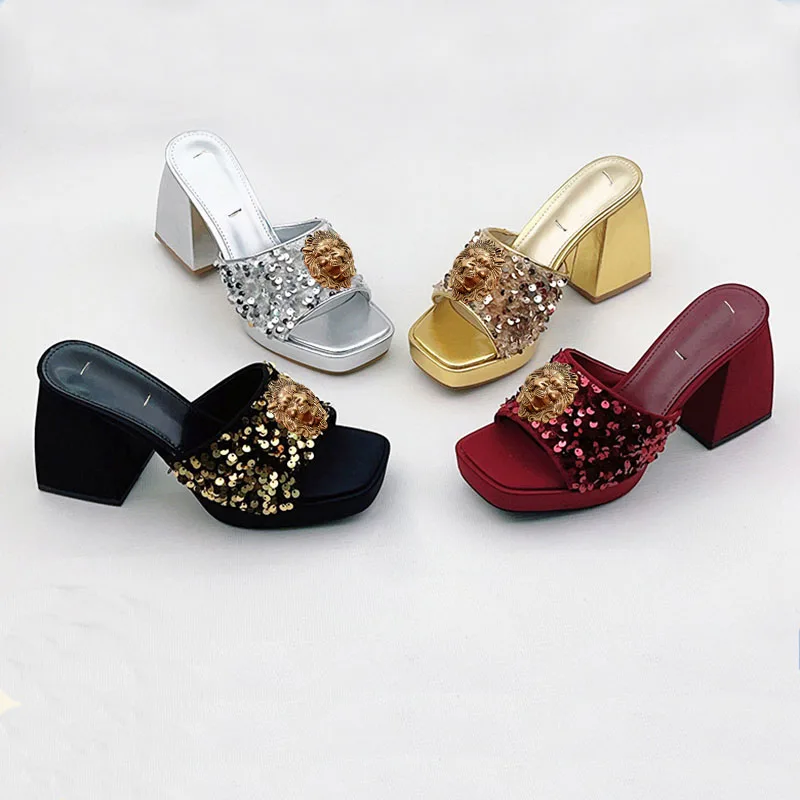 شباشب جديدة بكعب عالٍ جدًا مع كعب سميك مطرز، منصة أنيقة مقاومة للماء، صنادل بمقدمة مربعة، شباشب راقية 84