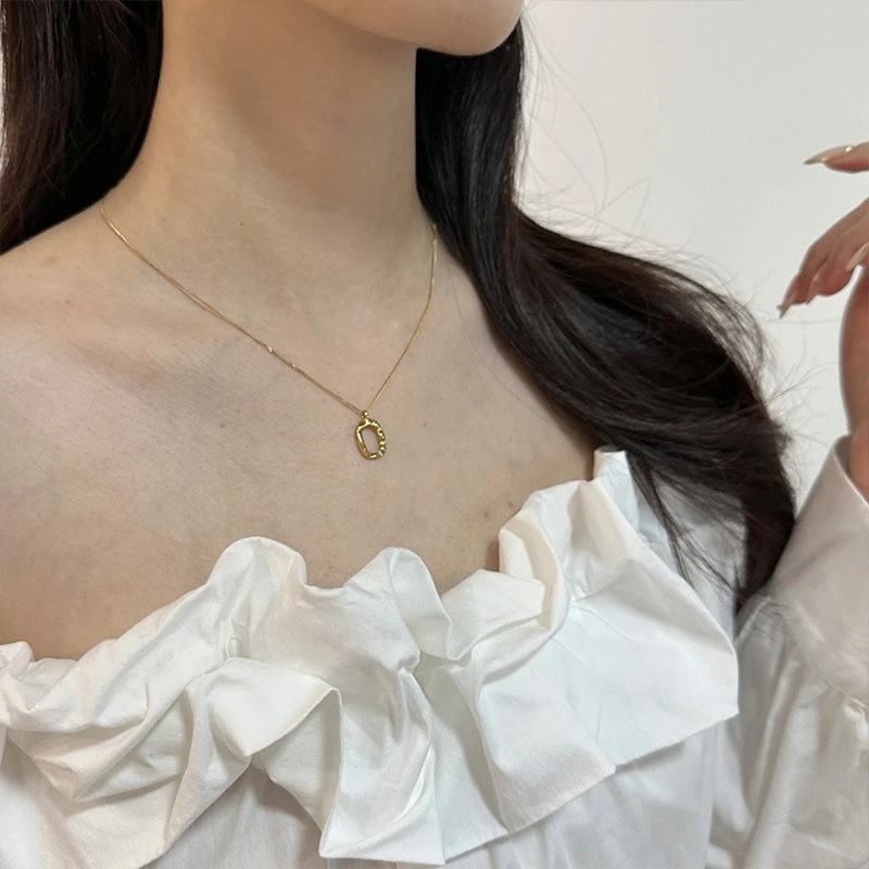 Elliptische unregelmäßige Anhänger aus Titanstahl für Damen, personalisierte Mode-Halsketten, edler Schmuck – Detail 3