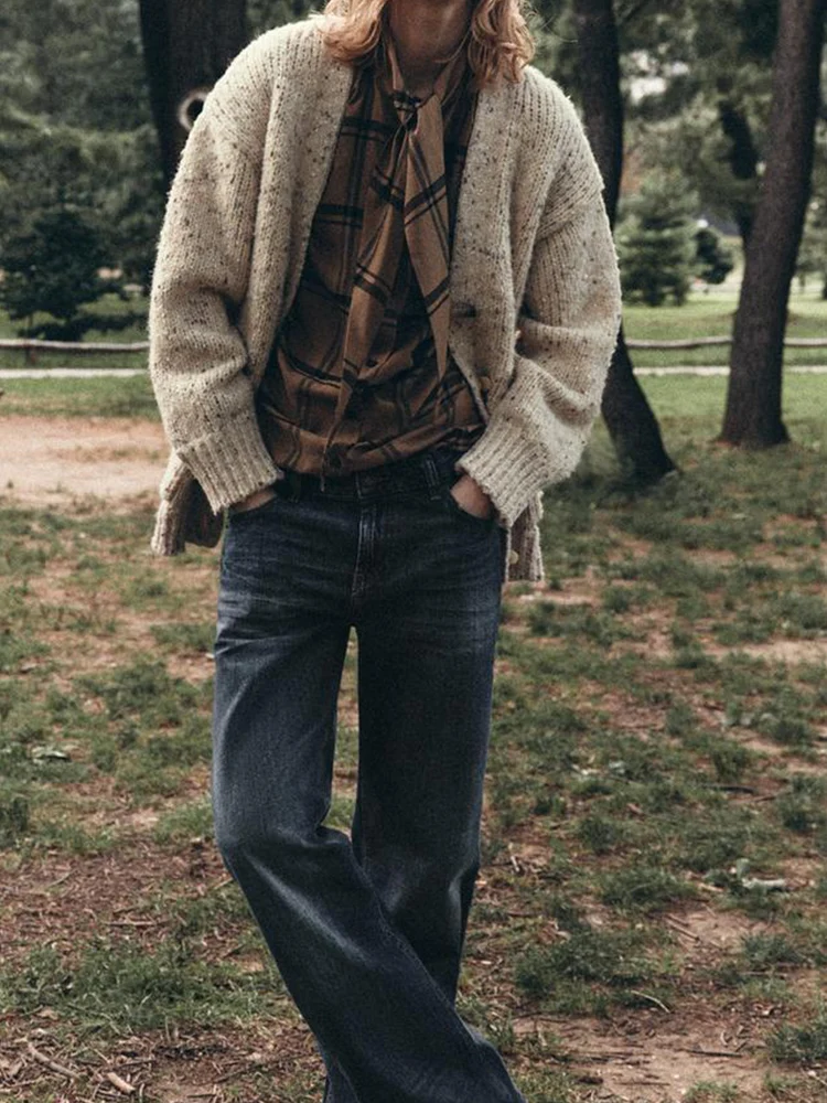 النمط الأوروبي والأمريكي الخريف موضة جديدة الملابس النسائية الخامس الرقبة طويلة الأكمام الصغيرة البولكا نقطة محبوك معطف فضفاض