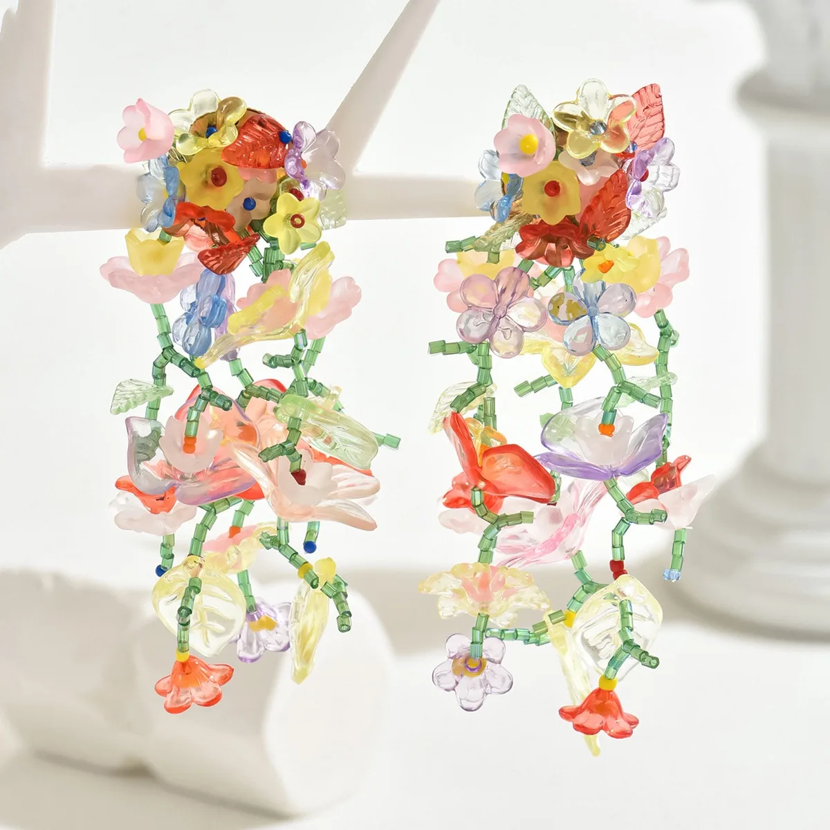 Böhmische Bunte Blumen-Quasten-Ohrringe für Damen Großhandel Sommer Handgefertigte Übertriebene Harz-Hängeohrringe Hochzeitsschmuck – Detail 4