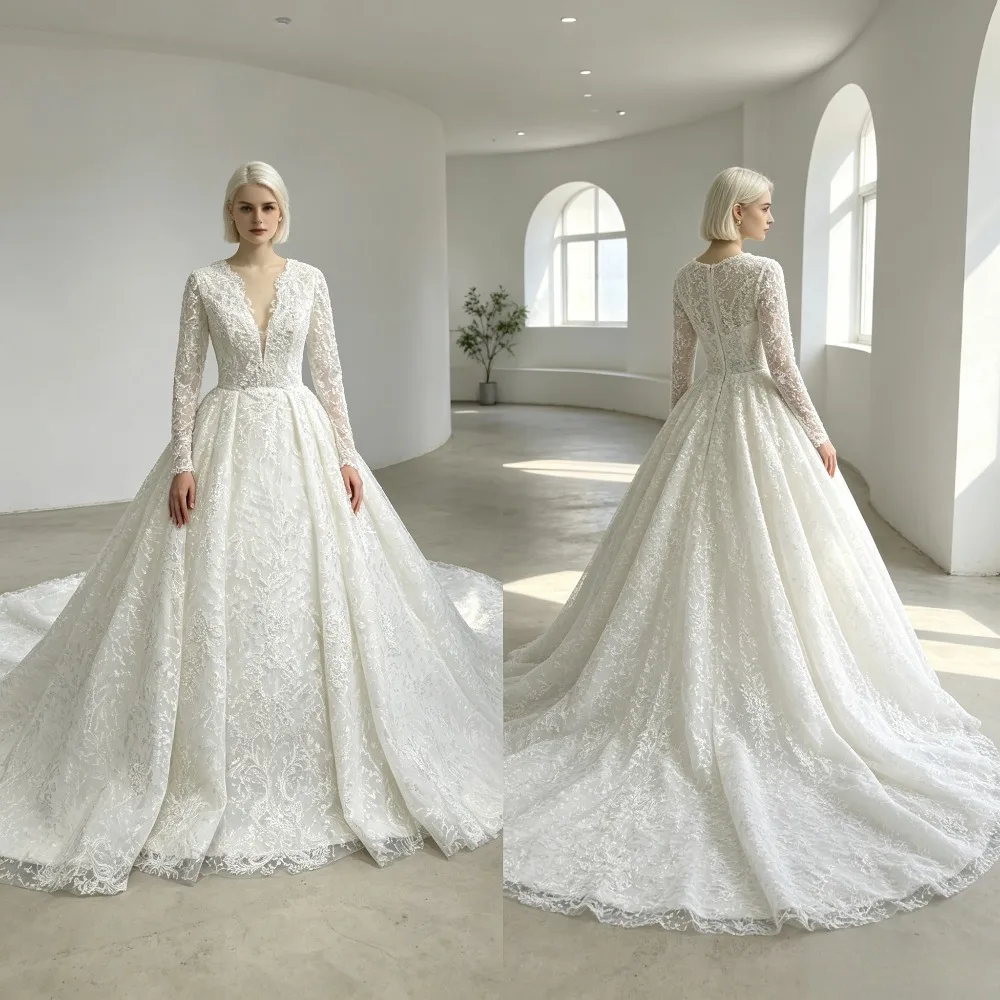 Customized Long Sleeved Deep V-neck Lace Wedding Dress Luxurious Pleated Bridal Gown 2026 New Style Suitable for Dinner Parties