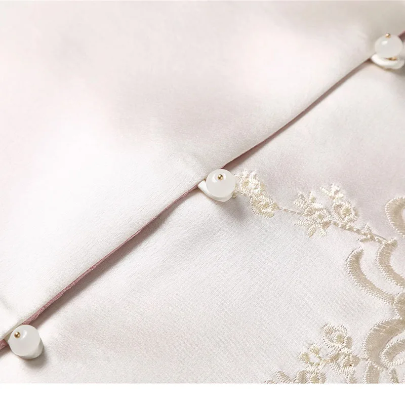 Chaqueta de mujer de otoño, abrigo con cuello levantado de satén bordado, hebilla china, estilo nacional Retro, prendas de vestir exteriores de lujo, Top de manga larga