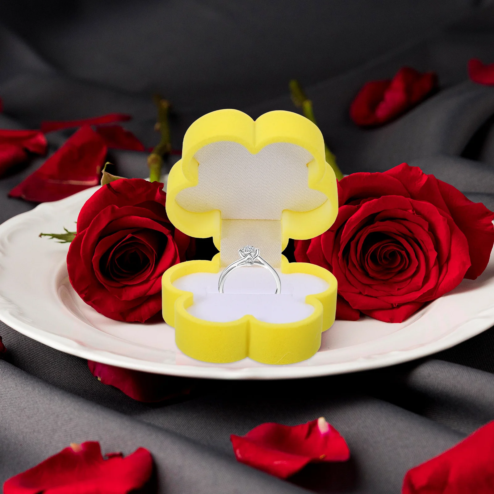 

Yellow Flower Jewelry Ring Box For Wedding Proposal Engagement Small Jewelry Case Ring Container Travel Organizer Gift Box