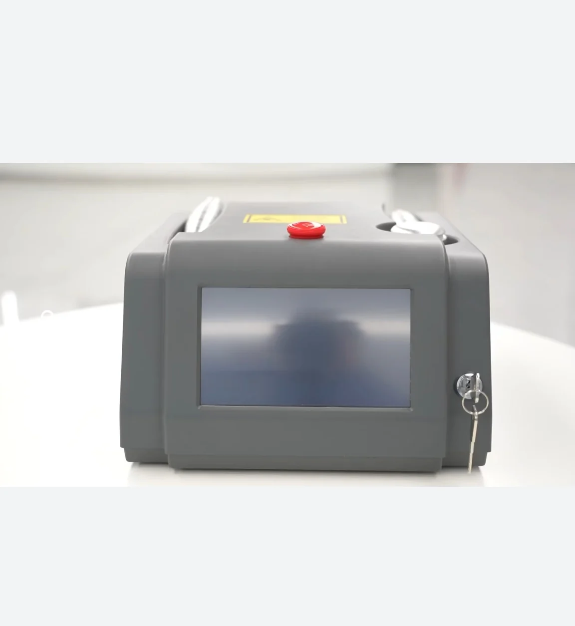 

Professional Grade LLLT Therapy Equipment for Chronic Shoulder Knee Pain