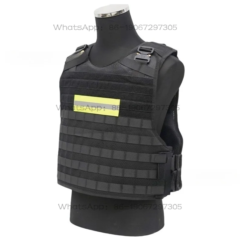 

Suitable for Outdoor with Mesh Reflective Vest, Quick-release on Duty, Comfortable and Convenient