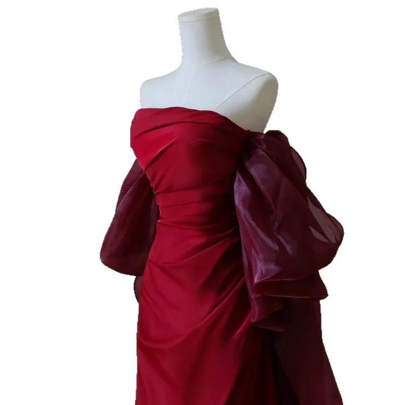 2026 Nieuwe Chinese Stijl Ochtendjas Bruidsjurk Bruiloft Toastjurk Verlovingsjurk High-End Niche Franse Bandloze Jurk Elegant