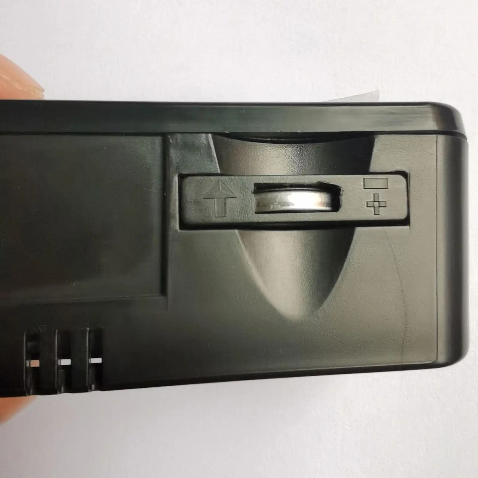 

Clock For Car Dashboard Solar-Powered Digital Interior Decoration Portable Adhesive Electronic Car Clock For Truck Auto