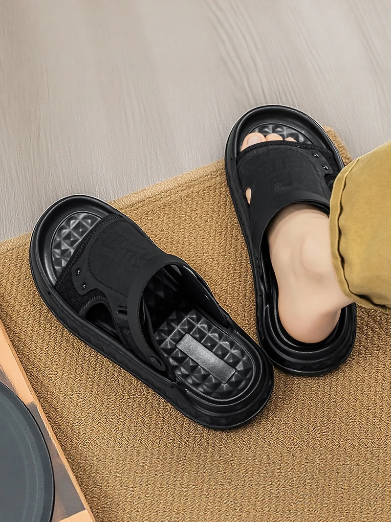 

Men's Summer Outdoor Slip-On Sandals Anti-Slip Soft Bottom Water-Resistant Beach Slippers Casual Low-Top PU Leather Sandals
