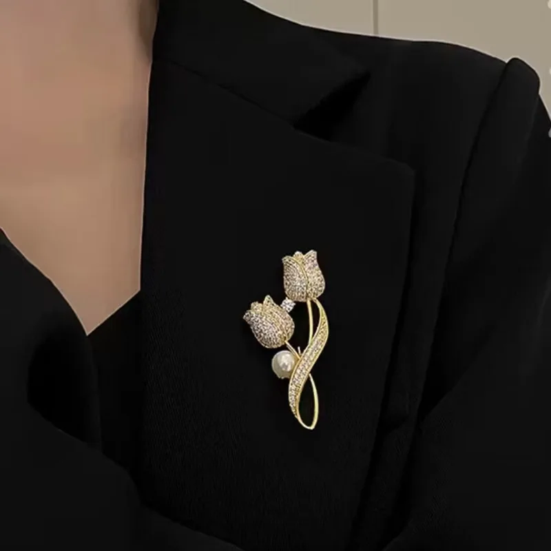 Golden Tulip Flower Imitation Pearl Brooch Shiny CZ Full Of Rhinestone Women's Brooches Metal Pins Party Badge Jewelry Gifts