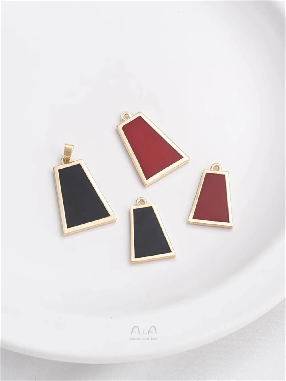 Copper Plated 14K Light Gold Geometric Conical Pendant Black Large Red DIY Earrings Necklace Headpiece Charms Pendant K610