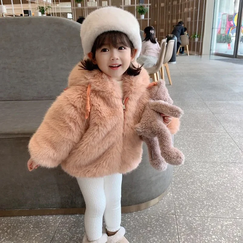 1 2 3 4 5 Years Winter Plush Baby Girls Jacket Cute Big Ears Keep Warm Little Princess Coat Hooded Zipper Outerwear Kids Clothes