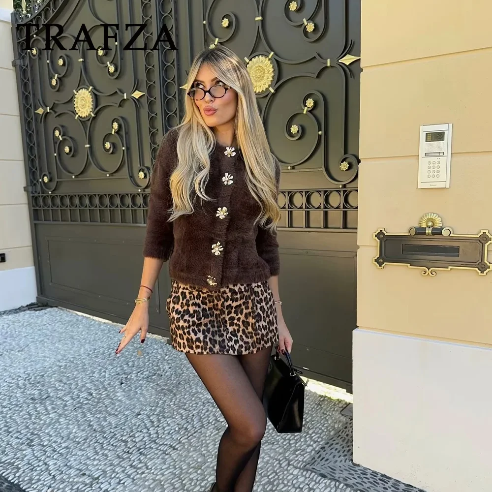 

TRAFZA 2024 Autumn Winter Women Short Knitted Jackets Fashion Streetwear Solid O Neck Single Breasted Chic Ladies Short Coats