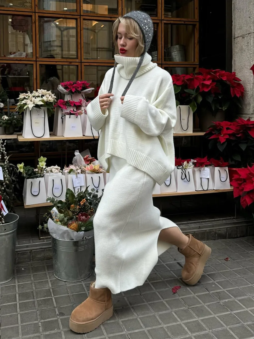 

Original Light Luxury Warm Knitted Sweater Skirt Suit Autumn and Winter Women Sweet Solid HeavyWeight Sweater Bag Hip Skirt Set