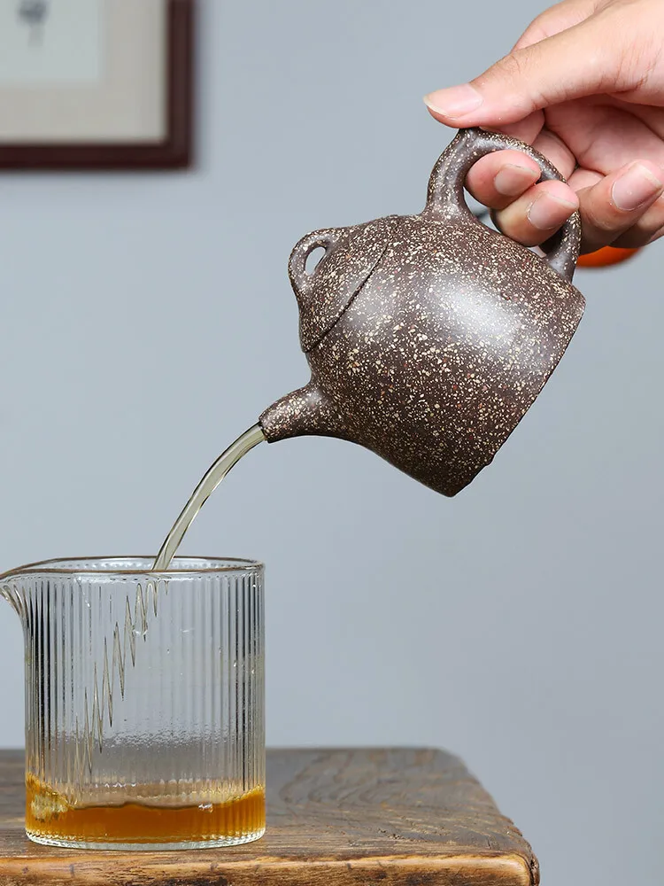 [Snow Iron Sand] Canghu Tianxia Symbiotic Mineral Snow Sand Yi Purple Clay Pot Pure Handmade Qin Quan